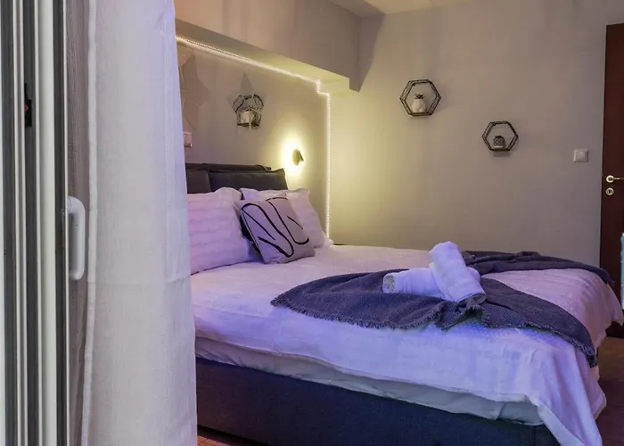 Mk 2 Lux Apartment Kalamata